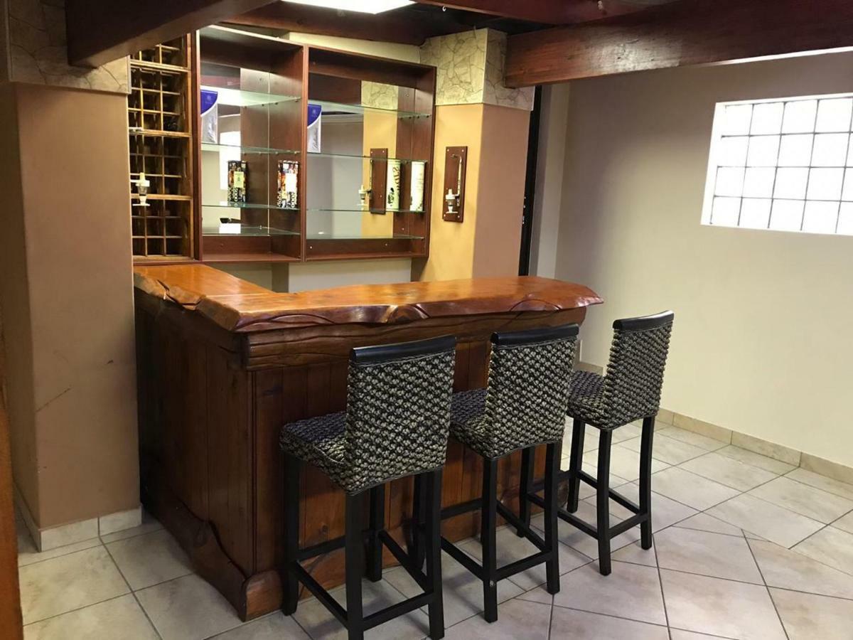 Lacasa Bellville Guesthouse Cape Town Luaran gambar