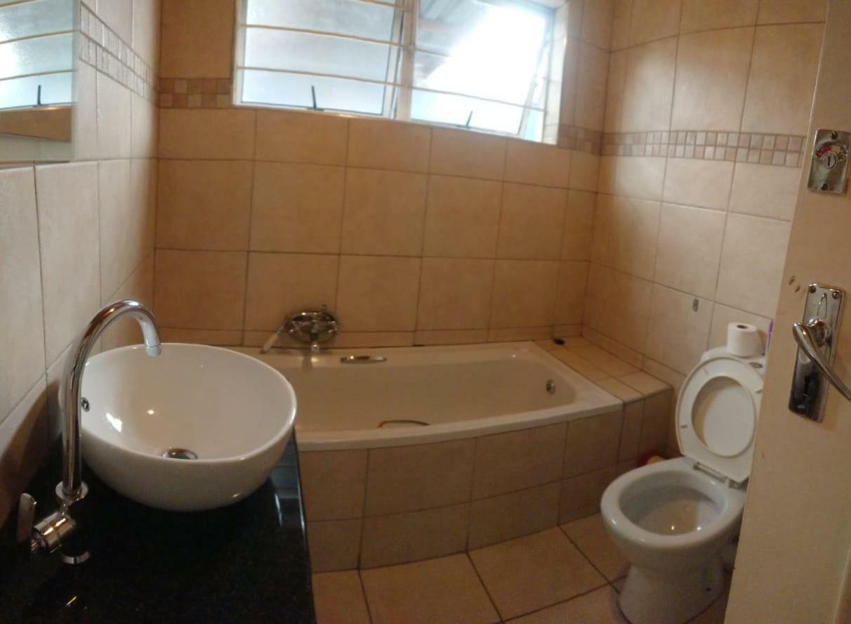 Lacasa Bellville Guesthouse Cape Town Luaran gambar